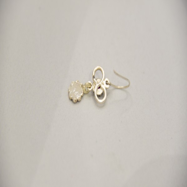 SILVER OXIDIZE EARRING STUDDED RUBY